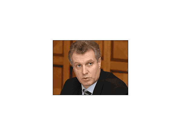Контролирующий Назаров и маневрирующий Южилин