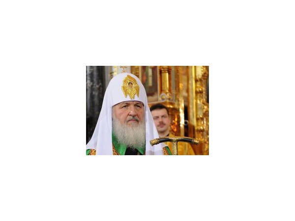 Патриарх Кирилл устроил шоу в Ледовом