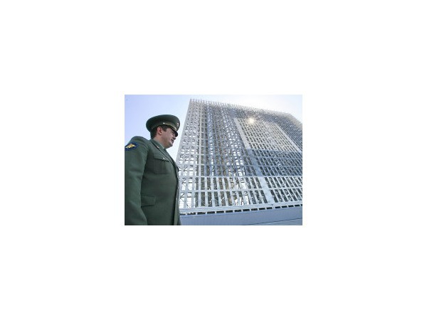 Минобороны спасет ЛСР от долгов