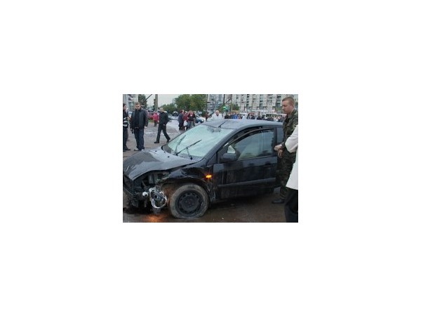 В ДТП на Индустриальном проспекте пострадали 6 человек