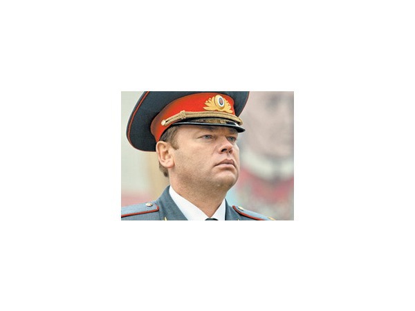 Первый выход в люди начальника ГУВД