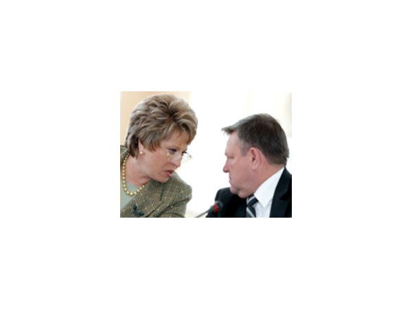 Объединение регионов: птица Феникс или журавль в небе?