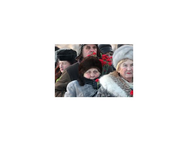 Город отмечает 66-летие полного снятия блокады