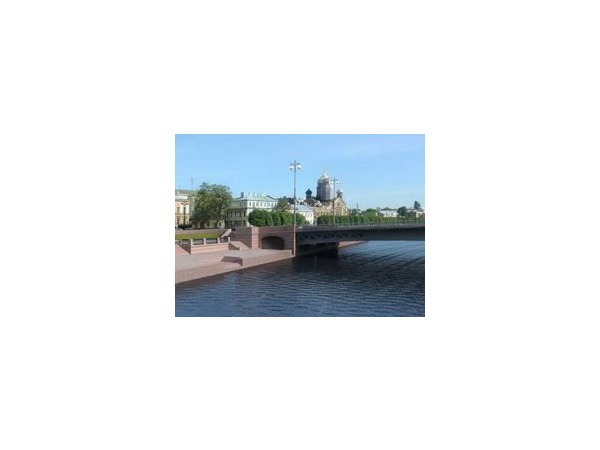 Мост выдержал морской напор