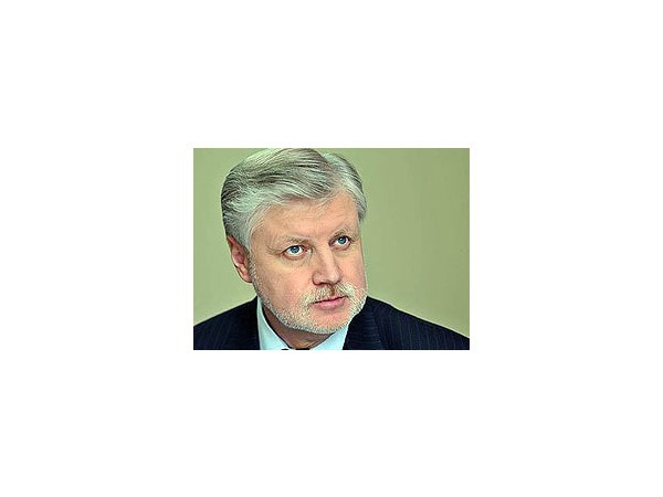 Миронова проводили с песнями