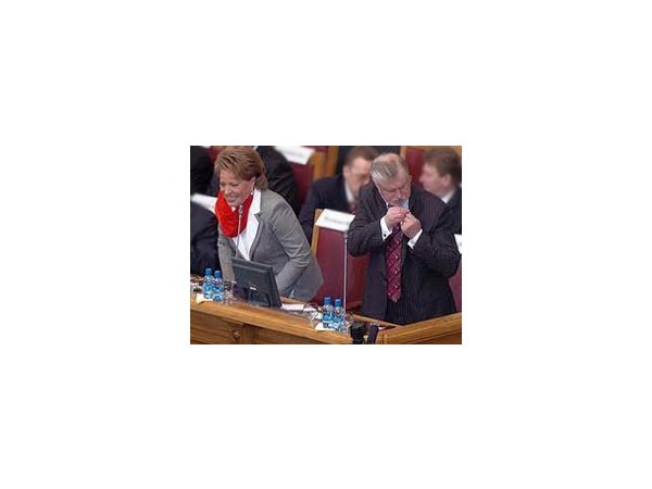 Миронова придавило "ЕдРом"