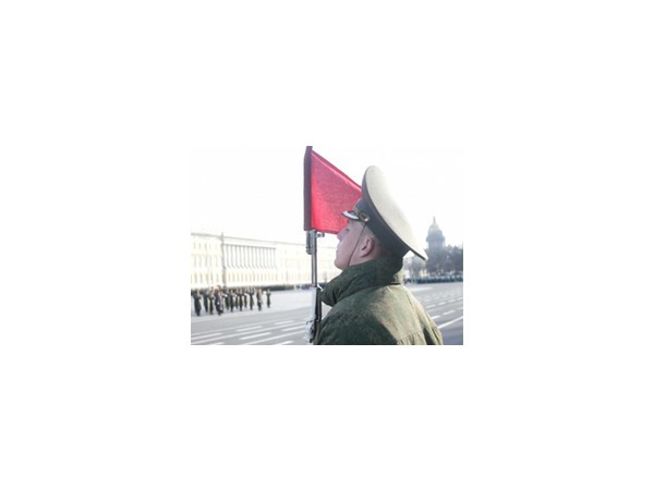 Дворцовую вновь отдали военным