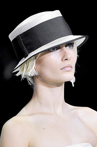 Федора. thefashionspot.com