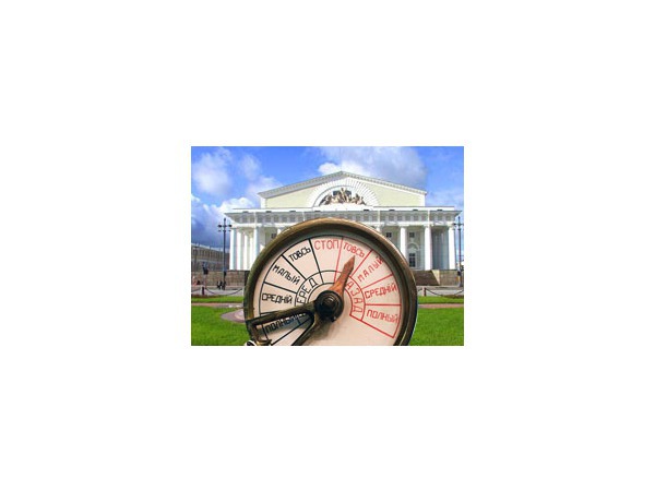 Военно-морской музей застрял по дороге из Биржи в казармы