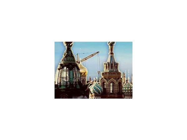 На защиту небесной линии Петербурга встала Госдума