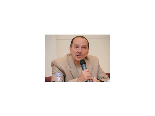 Лев Щеглов: В следующий раз Жириновский может укусить или помочиться на кого-нибудь