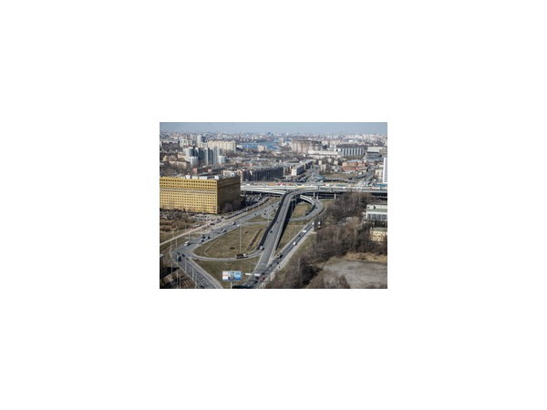 На дороги Петербурга приходит москвич