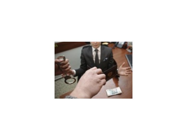 Подполковников обыскали за пасынка