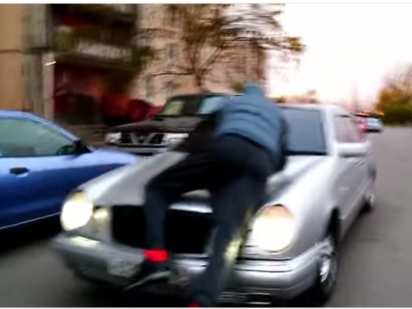 В Петербурге на активистов "СтопХам" напали с бейсбольной битой