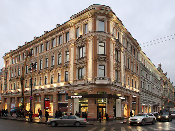 Stockmann прощается с Россией