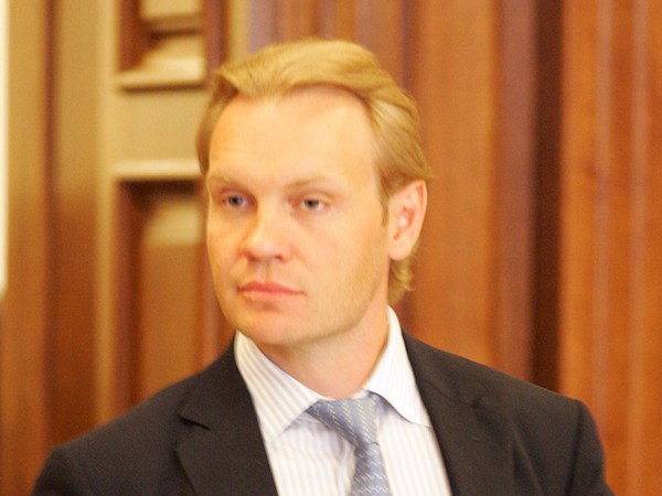 Дмитрий Сапрыкин о пилотах, маршрутах и субсидиях для новой «России»