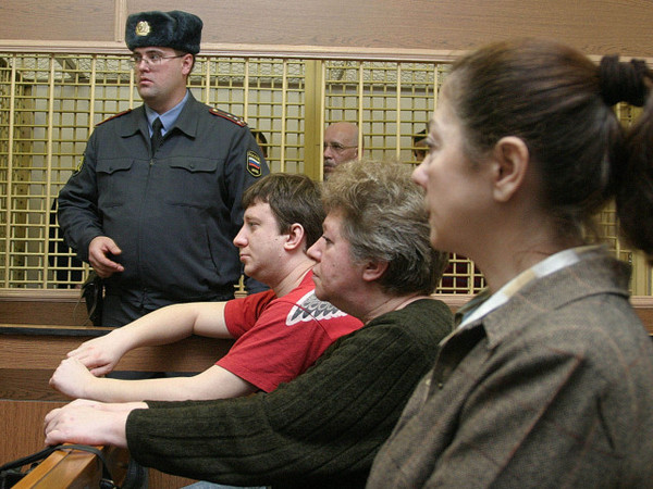 Присяжных приговорили к кастрации