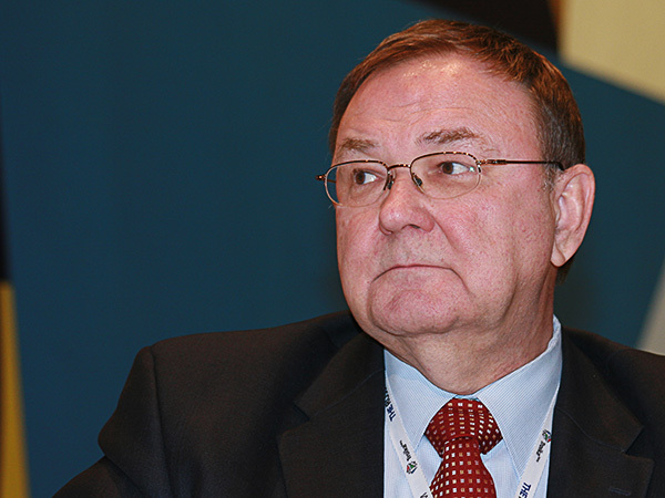 Михаил Крутихин: Снятие санкций с Ирана означает нефть дешевле 40 долларов