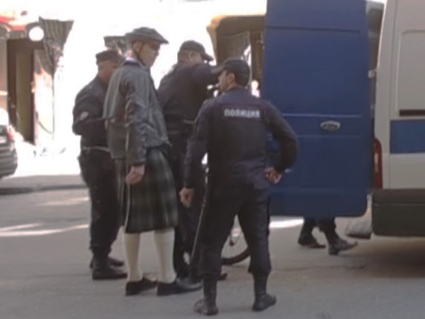 В Петербурге задержан гей-активист, собиравшийся идти на Дворцовую в День ВДВ