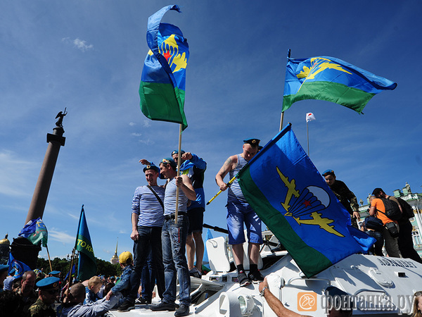 Как отметили День ВДВ в Петербурге