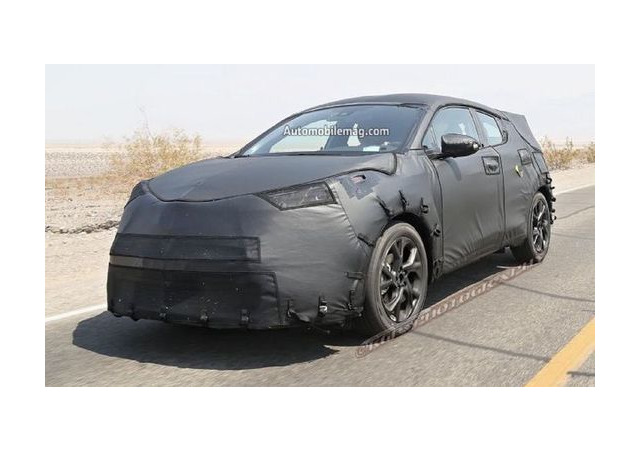 Toyota тестирует новый кроссовер