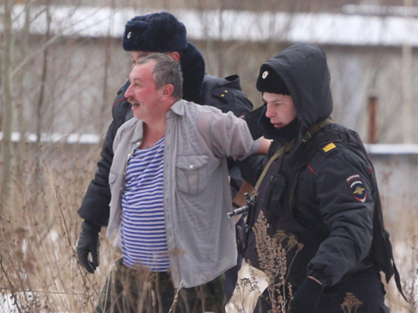 Власть в заложниках у канистры с бензином