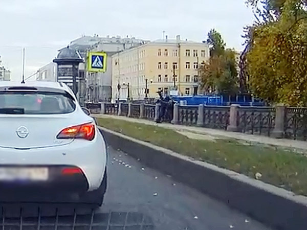 В Петербурге начался суд над бизнесменом, сбросившим инвалида в Крюков канал