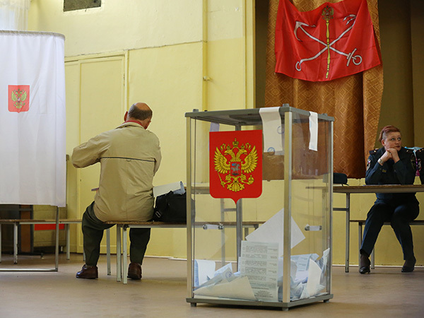 Петербургу ищут нового выборщика
