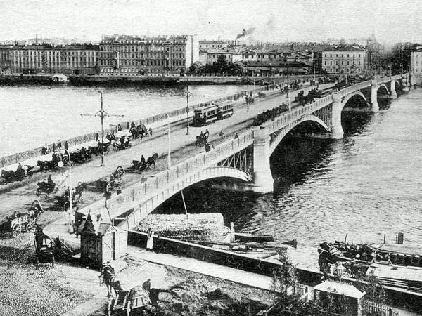 Nota Bene: Первый мост в Петербурге с электрическим освещением