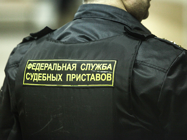 Кожин по суду не платит