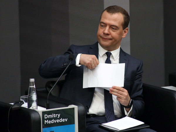 Премьер-мем: Что говорят эксперты о высказываниях Дмитрия Медведева