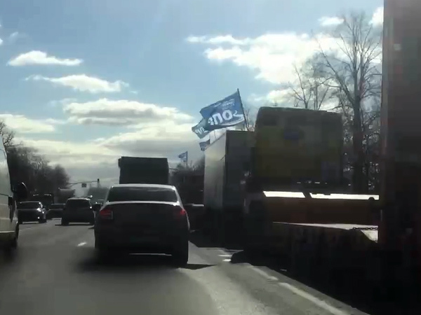 Дальнобойщики Петербурга начинают акцию протеста против "Платона"