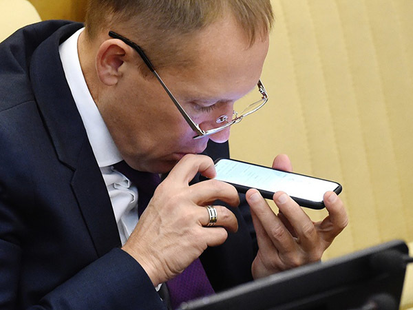 «Форвол или как там?» Депутат Андрей Луговой рассказал, зачем придумал «суверенный Интернет»