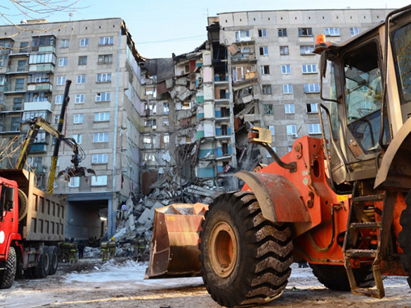 Взрыв газа в жилом доме в Магнитогорске: что известно к 18:30