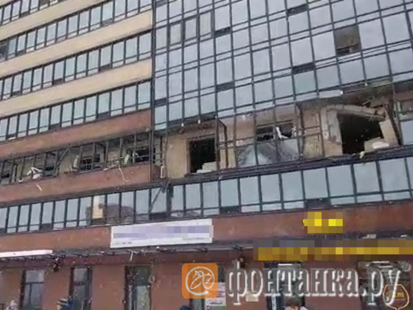 На Репищевой произошел взрыв в жилом доме