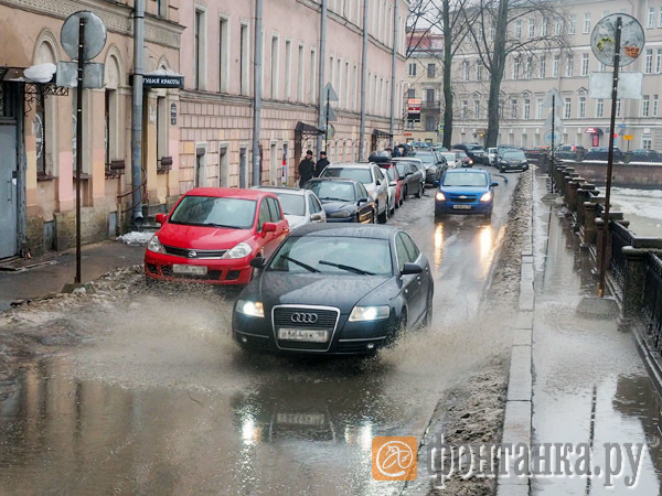 Петербург стал городом тысячи озер. Грязных
