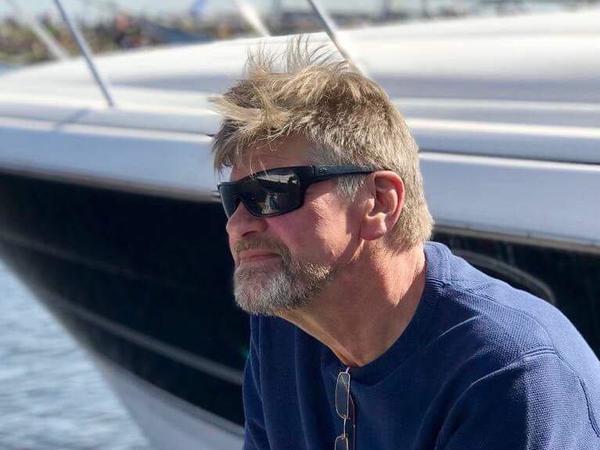 Владимир Родионов: «Мы Амстердам, а не Венеция». Как владельцы теплоходов будут бороться с нелегалами