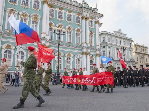 Шествие в День памяти жертв Блокады