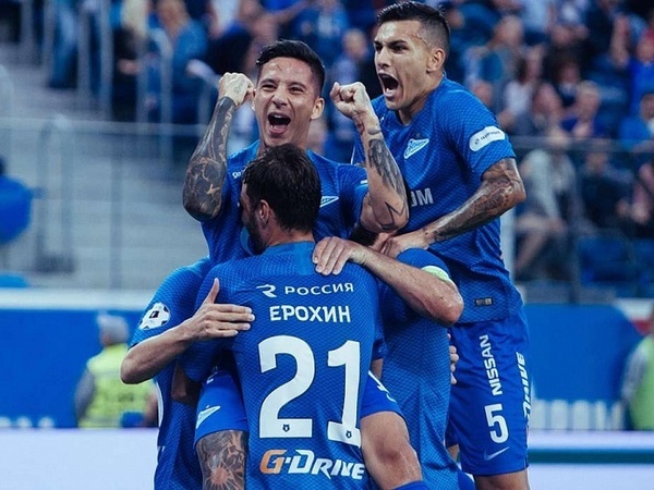 Шесть побед «Зенита» Семака в семи матчах