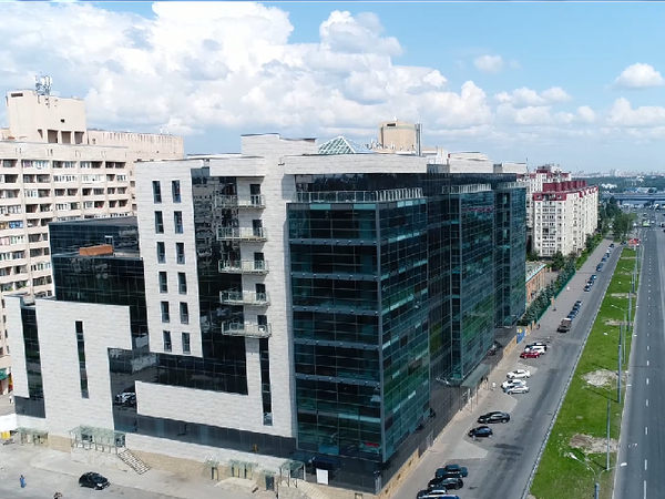 "Дальпитерстрой" готовит к сдаче крупный ТРЦ