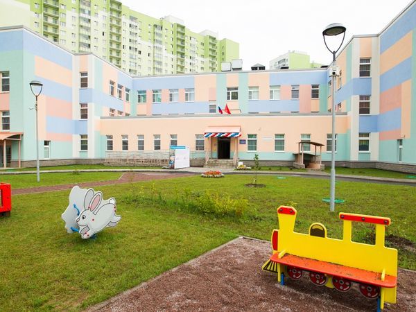 «Группа ЛСР» открыла в «Новой Охте» два детских сада