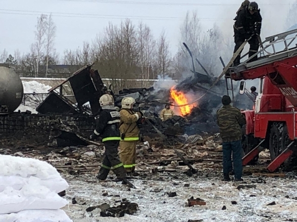 От винта. Что известно о взрыве на химическом заводе под Петербургом