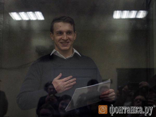 В Петербурге начался первый процесс по делу террористического сообщества «Сеть». Закрыть анархиста от прессы не вышло