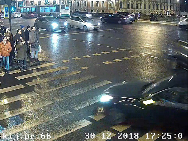 Участник тяжелой аварии на Невском приходится сыном экс-чиновнику Смольного. Бастрыкин забрал уголовное дело «для всестороннего расследования»