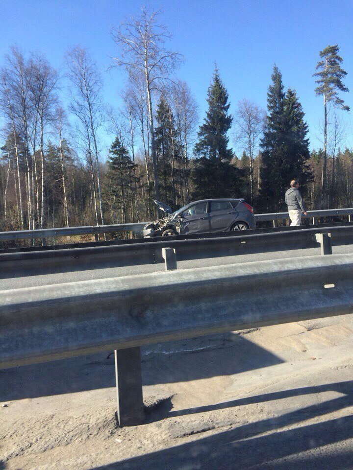 ДТП Приморское шоссе Санкт-Петербург. Авария на Приморском шоссе сегодня. ДТП на Приморском шоссе вчера СПБ. Авария 23 мая Приморское шоссе.