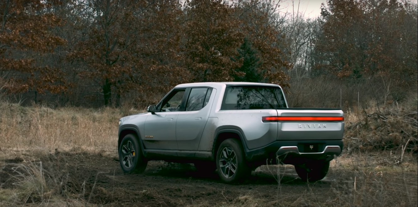 Конкурент Tesla показал на видео, как его пикап делает разворот на 360  градусов на месте | 26.12.2019 | Санкт-Петербург - БезФормата