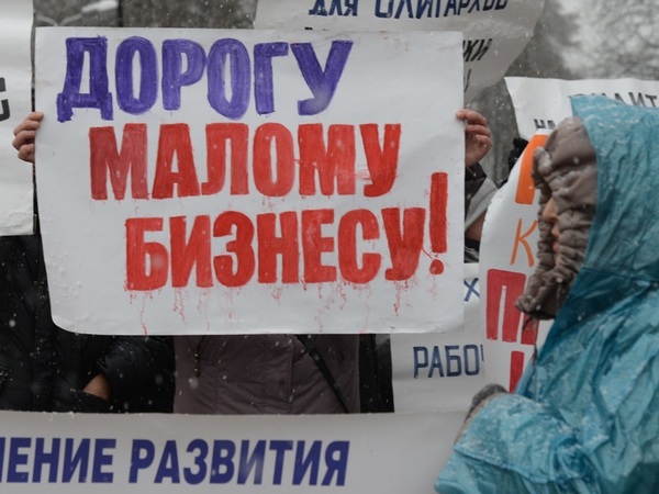 «Предприниматель должен крутиться». Смольный забрал у малого бизнеса канат