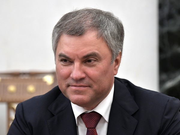 Помоги Володину собрать цитаты депутатов для «доски позора»