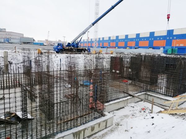 У метро «Московская» начал расти ввысь еще один жилой комплекс