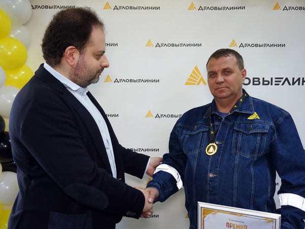 Один на тысячу В Петербурге наградили лучших дальнобойщиков